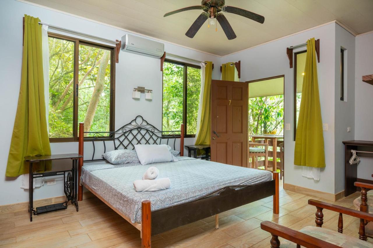 La Montanita Lodge Manuel Antonio Εξωτερικό φωτογραφία